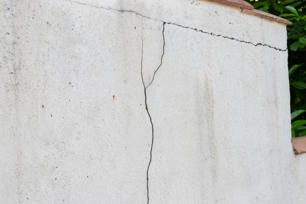 Foundation Crack Patching in West Des Moines
