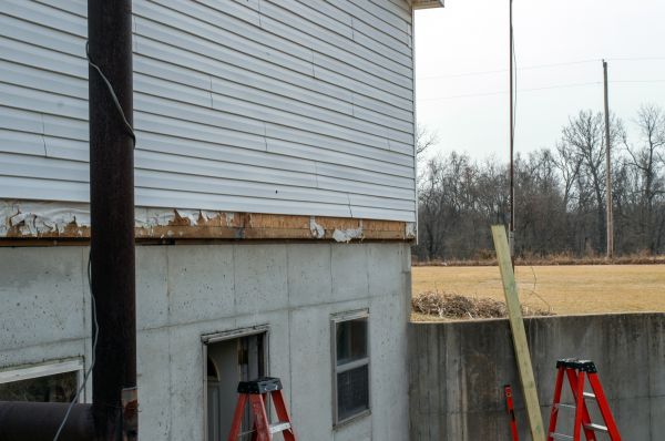 House Foundation Leveling in West Des Moines